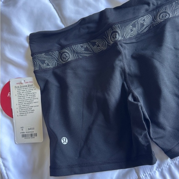 🆕🖤 RARE Lululemon Reversible Groove Short - Picture 6 of 7
